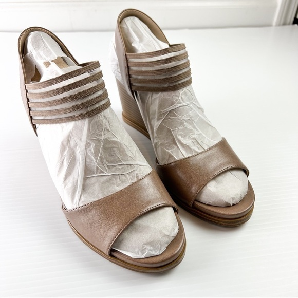 LifeStride Blaze Women's size 9.5 Beige Slingback Wedge Sandals - Picture 5 of 12